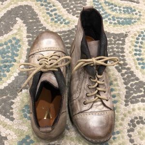 V-Italia 1041 KiKi high top boots